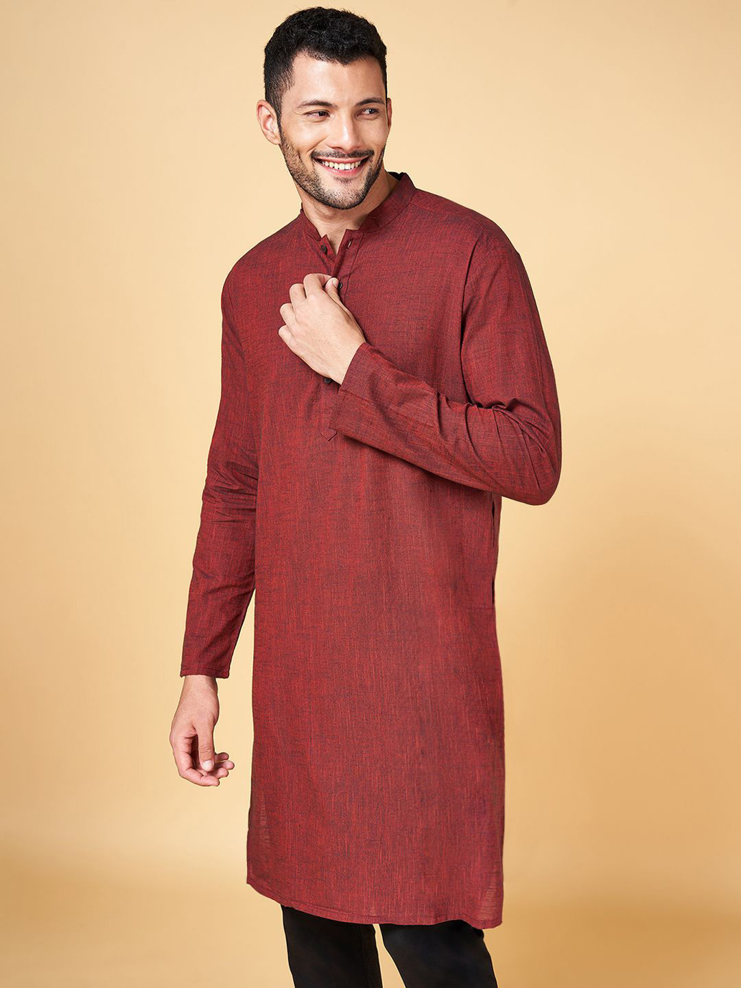 indus route by Pantaloons Men Solid Daily Cotton Straight Kurta