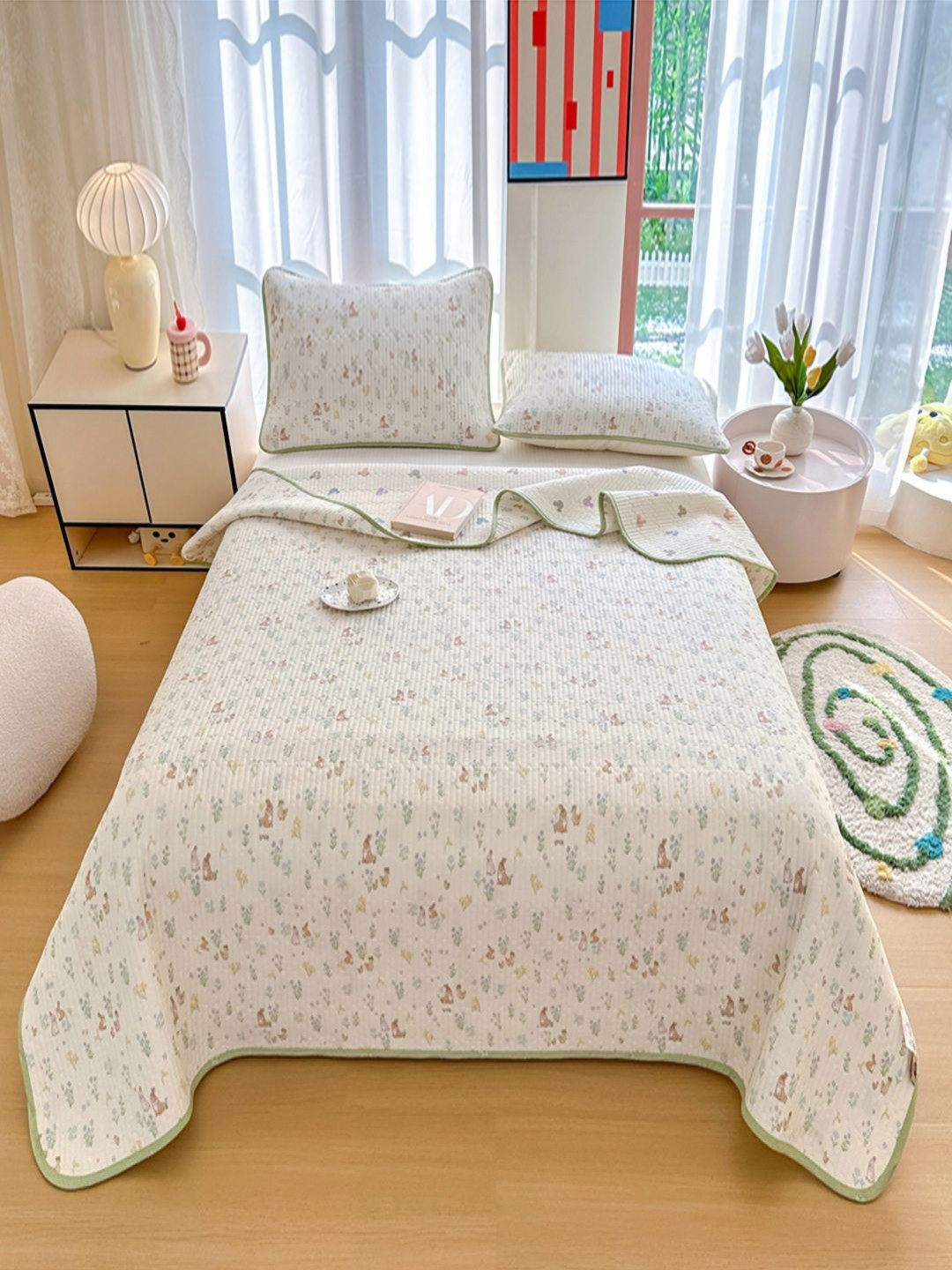 JC HOME White & Green Cartoon Charcter Printed 162 TC Single BedcoverSet