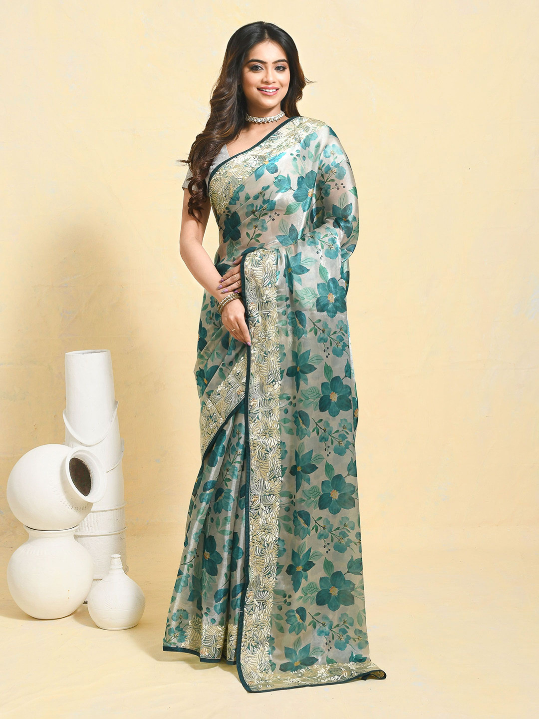 Rupeshwari Floral Printed Embroidered Organza Saree
