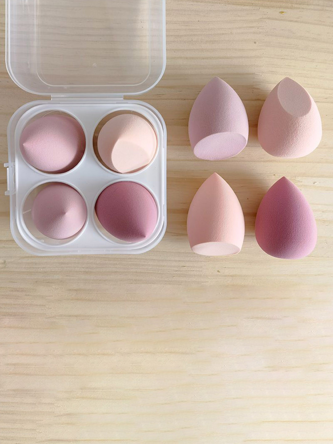 Starvis Set Of 4 Makeup Beauty Blender Sponge & Box