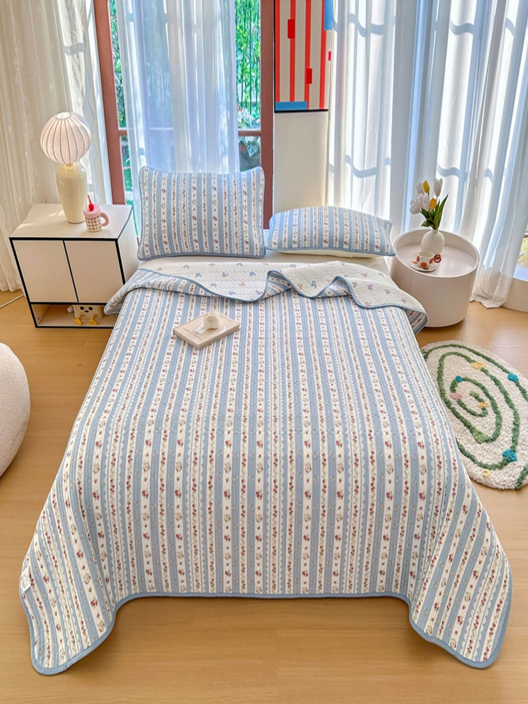 JC HOME Unisex Striped  Single Bed Cover With Pillow Covers -1.5 x 2.0 m