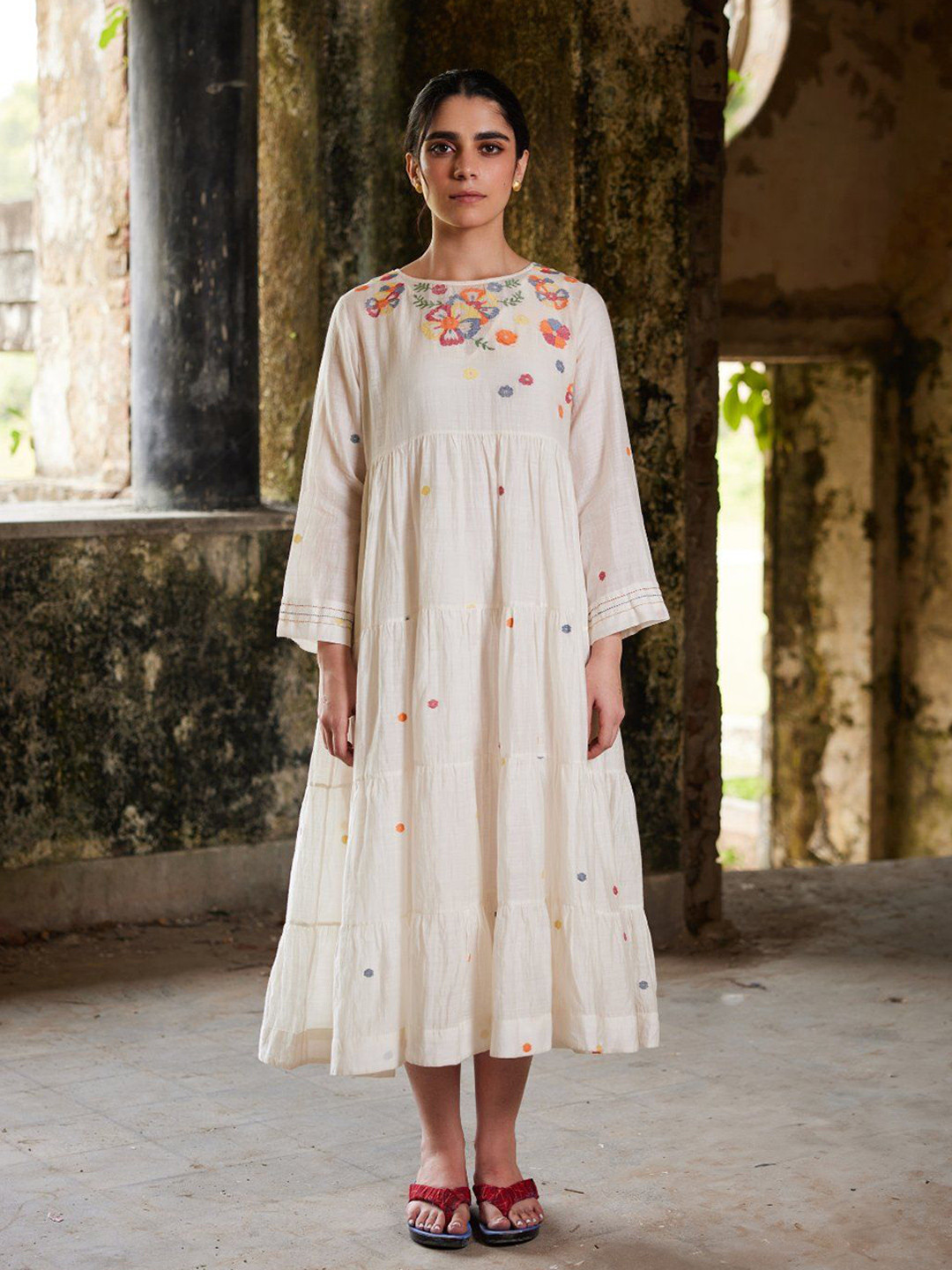 Sarron Ebbs and Flows Women Floral Embroidered A-Line Dress