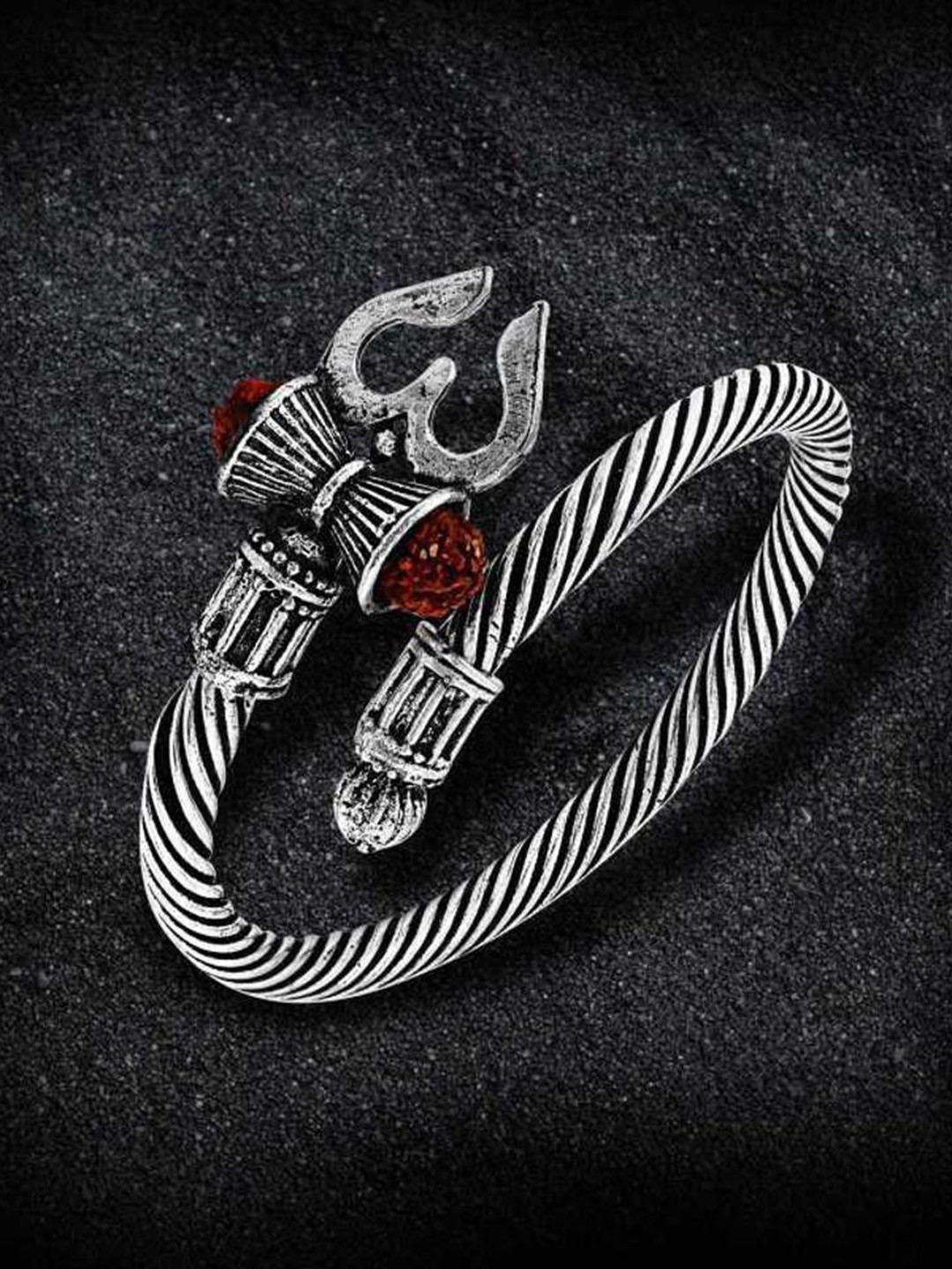 NIKYANKA Brass-Plated Artificial Beads Beaded Kada Bracelet