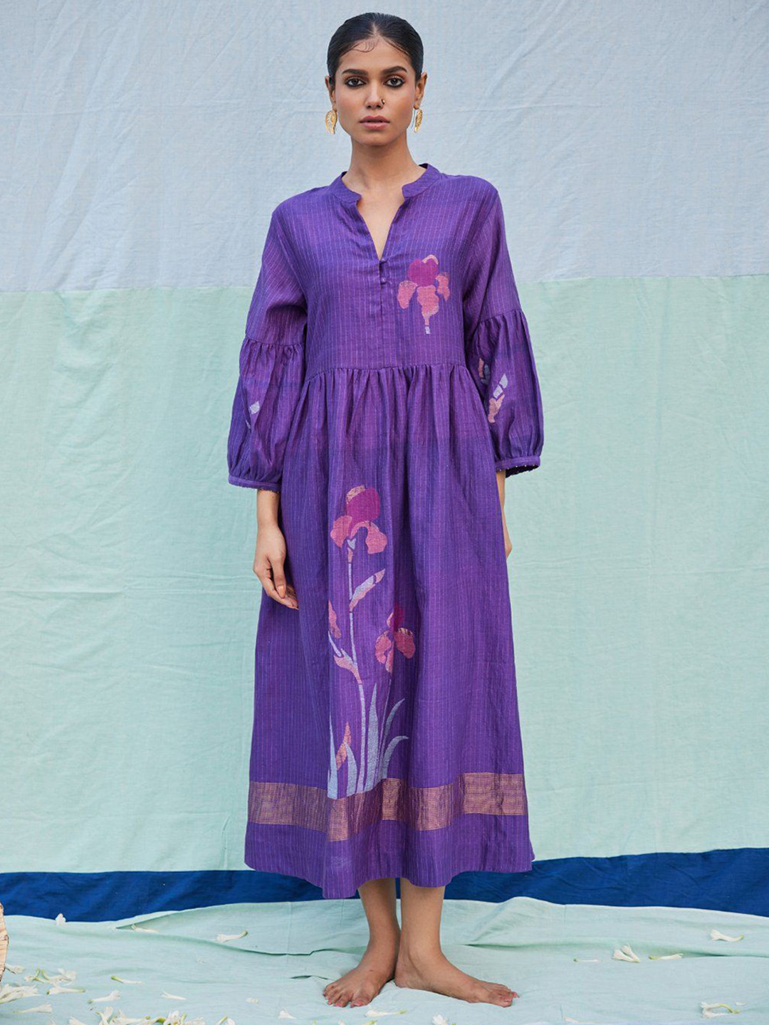 Sarron Women Striped V- Neck Cuffed Sleeves Midi Dress