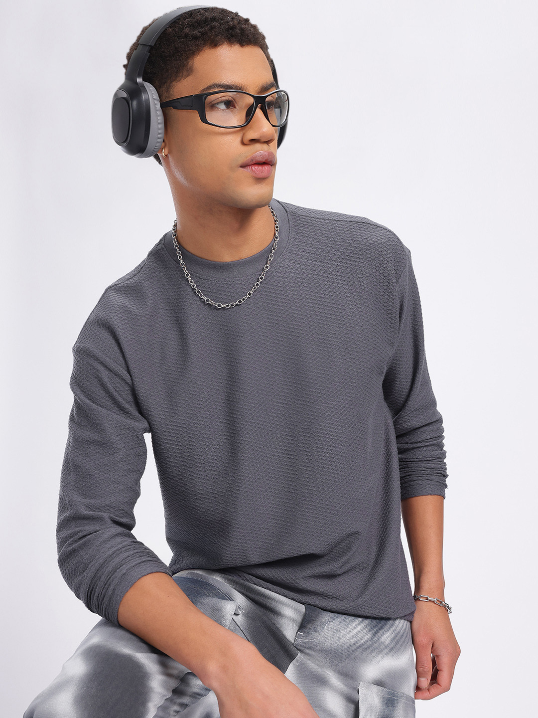 glitchez Textured Knitted Long Sleeve T-shirt