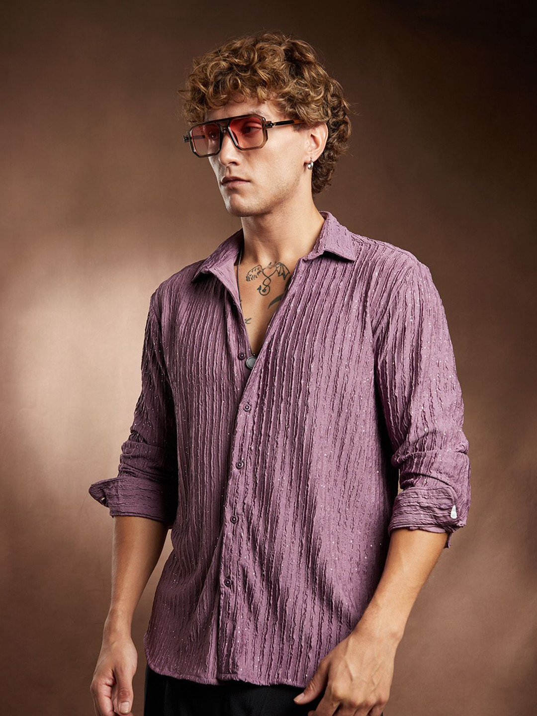 Campus Sutra Comfort Trough-Crease Self Design Regular Fit Casual Shirt