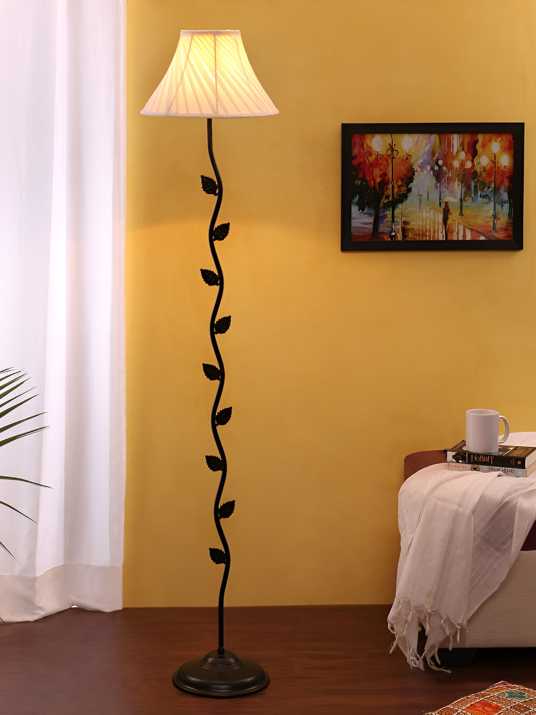 Devansh Off White & Black Pleated Leaf Floor Lamp