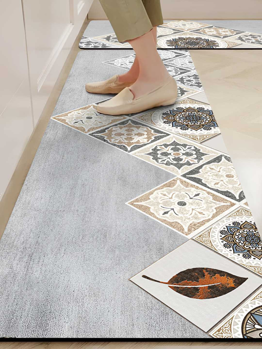 Yellow Weaves 2Pcs Grey & White Printed Kitchen Mats