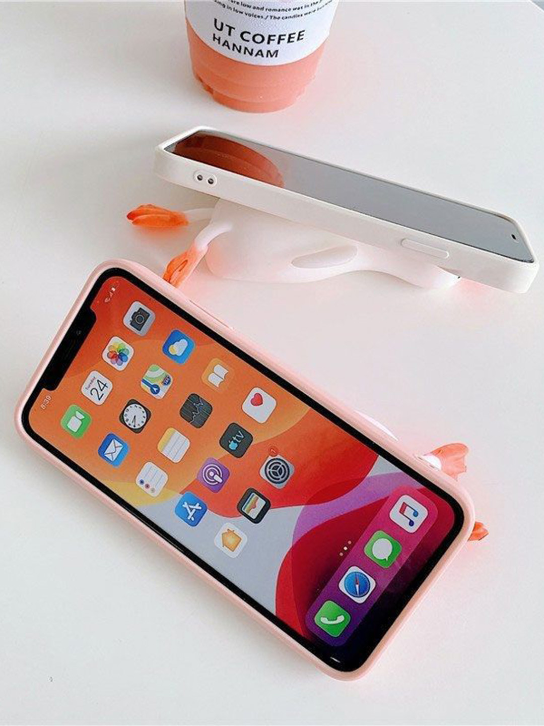 CASE CREATION Women iPhone 15 Real 3D Back Case
