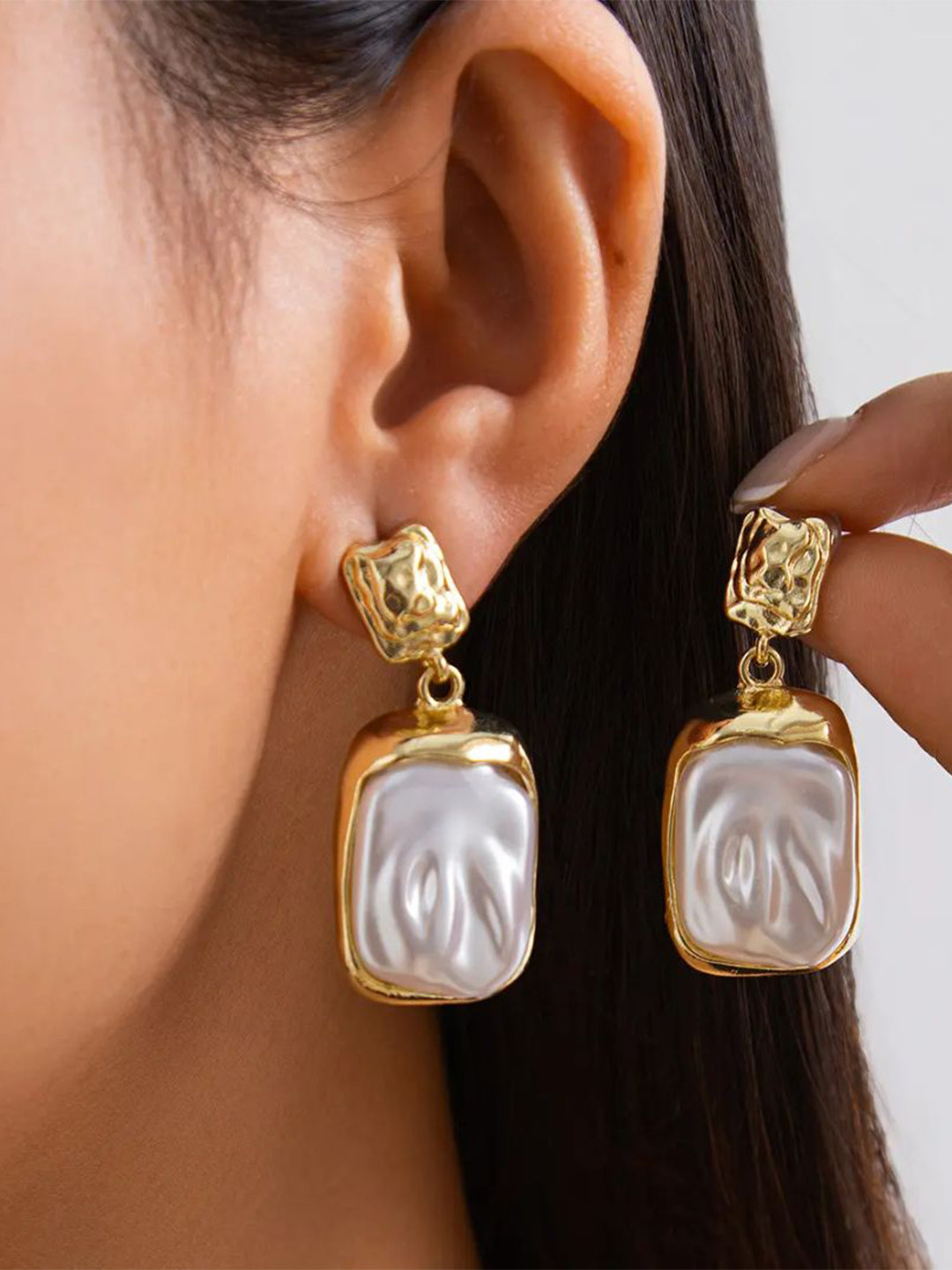 Estailo fashion Gold-Plated Pearls Square Statement Drop Earrings