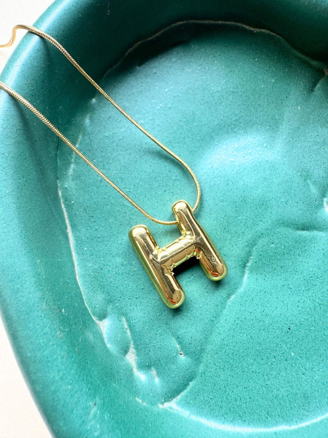 The Jewellery Tale H Alphabet Gold-Plated Chain