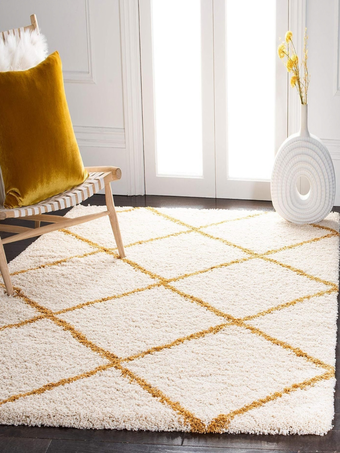 CARPETIFY Off White Geometric Anti-Skid Carpet