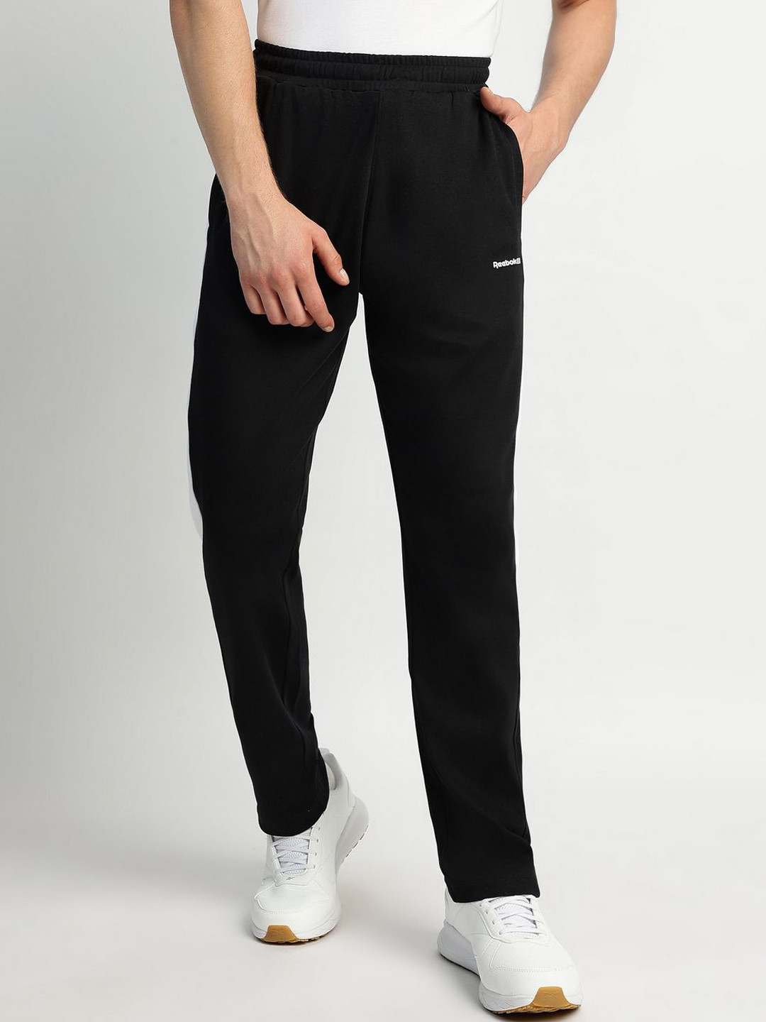 Reebok Men Colorblocked Mid-Rise Track Pants