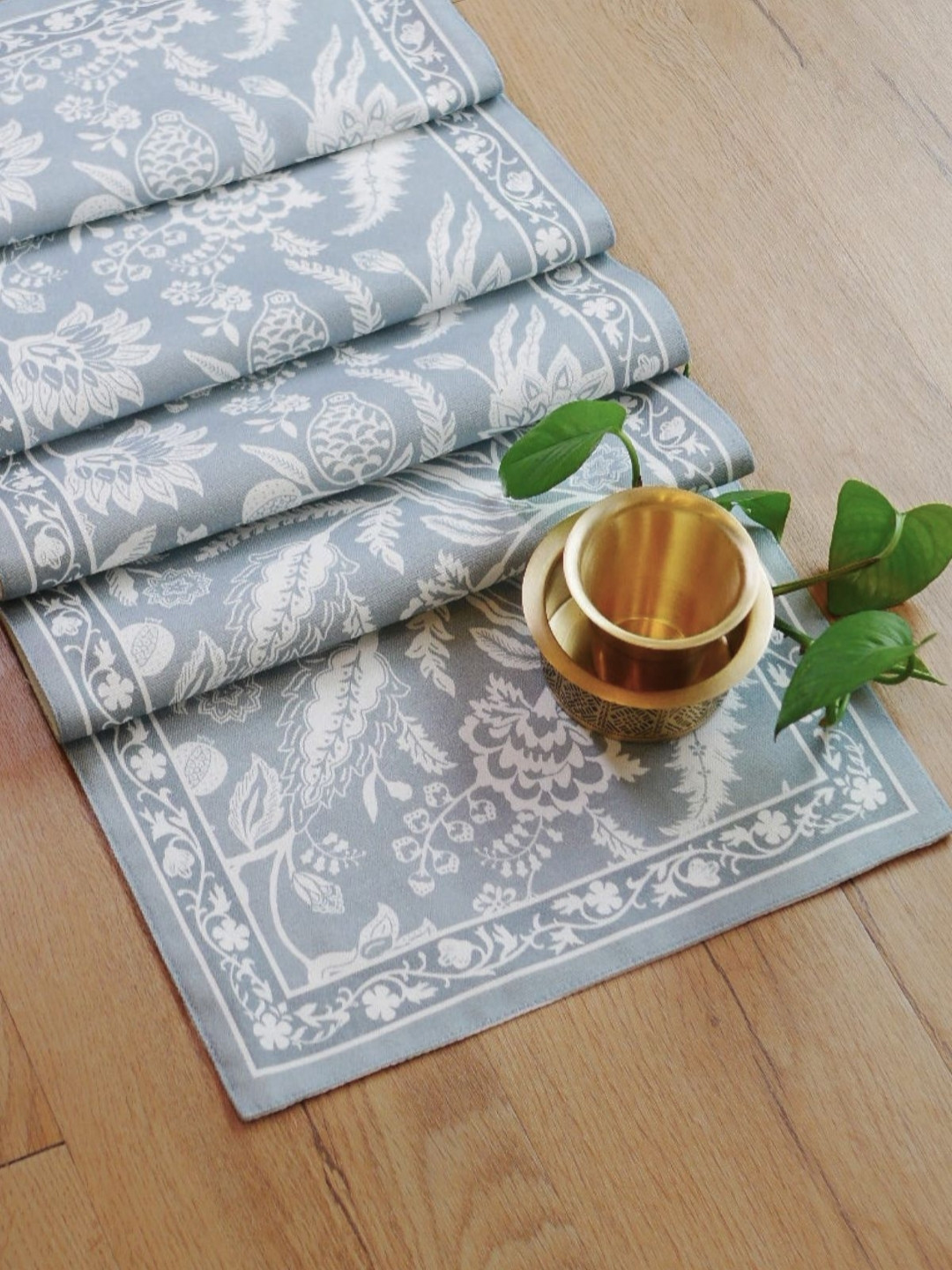 Peepul Tree Powder Grey Floral Printed 4 Seater Cotton Table Runner