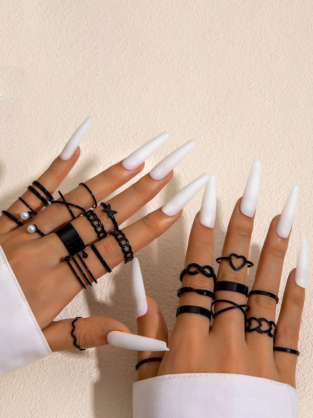 GEHNEY Joy of Jewels Set Of 22 Adjustable Finger Rings