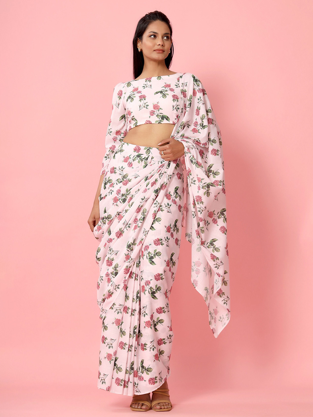 Pasha Women Floral Printed SOFT PINK BERRY SAREE