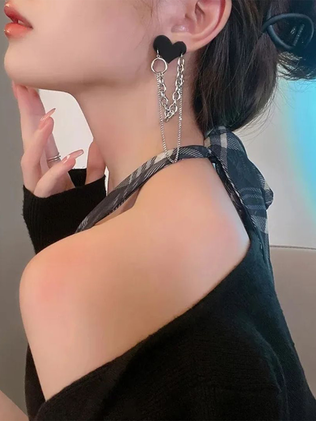 Estailo fashion Silver-Plated Heart Long Shaped Drop Earrings