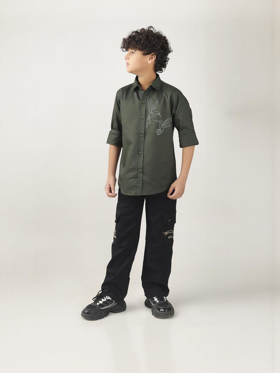 Bearsoul Boys Graphic Printed Spread Collar Cotton Casual Shirt