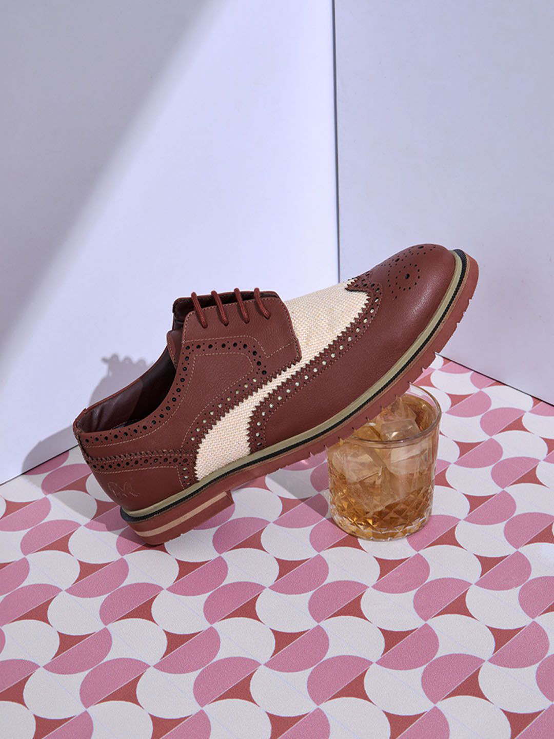NEEMANS Men Colourblocked PU Brogues Casual Shoes