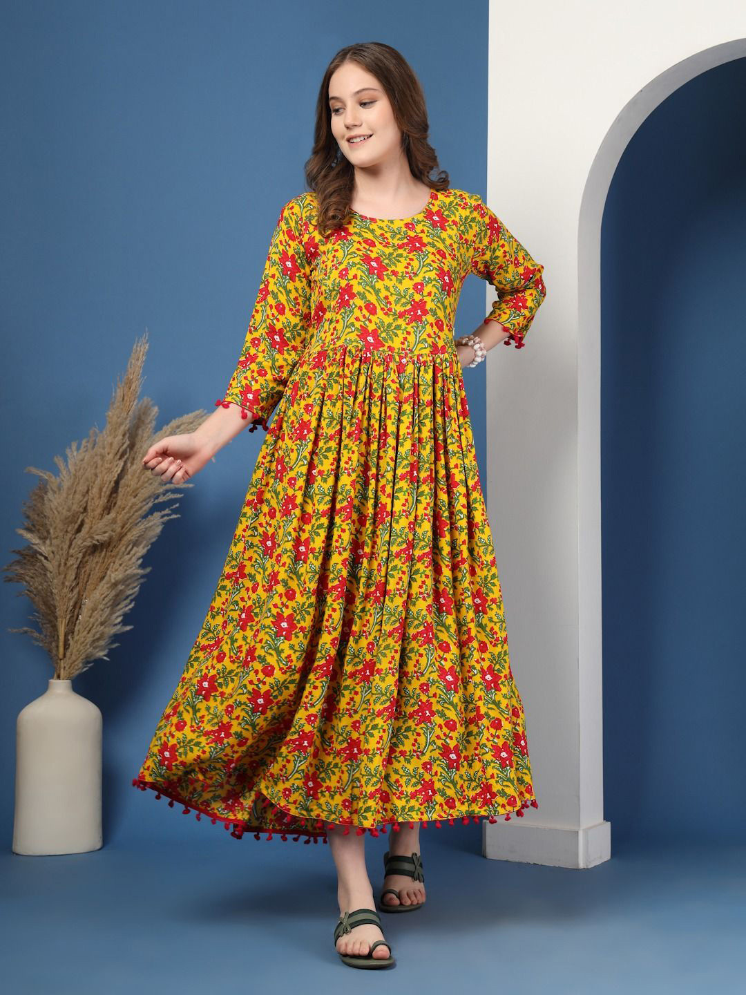 RANGEELO JAIPUR Floral Printed Mirror Work Anarkali Kurta