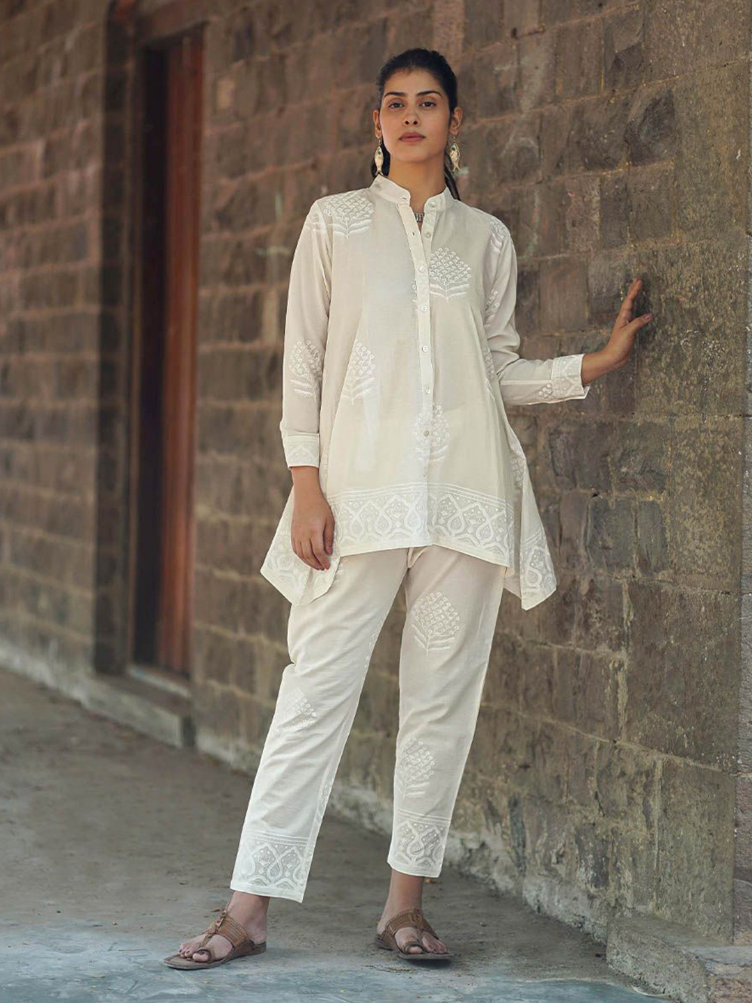 Chidiyaa Safed Milk Thistle Ivory Block Printed Top