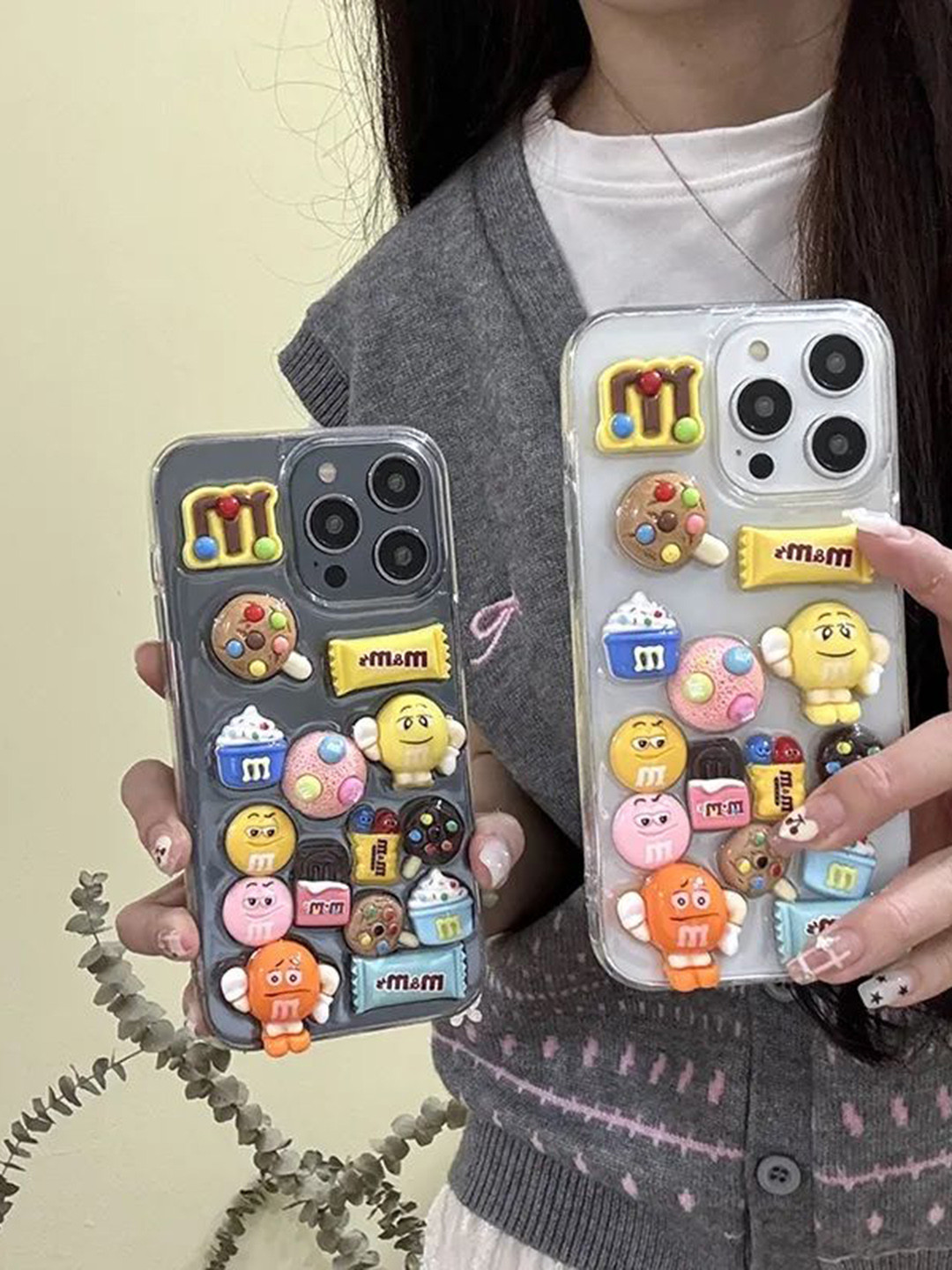 CASE CREATION Women iPhone 13 Mini Real 3D Back Case