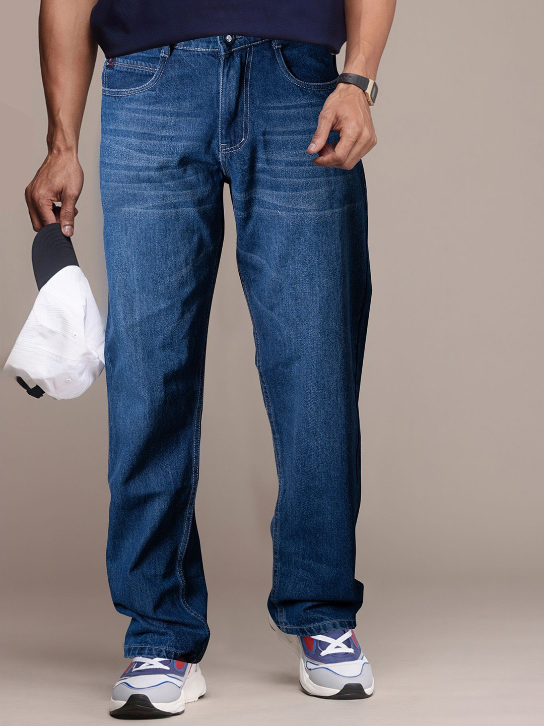 Jb Just BLACK Men Loose Relaxed Fit Mid-Rise Light Fade Clean Look Jeans