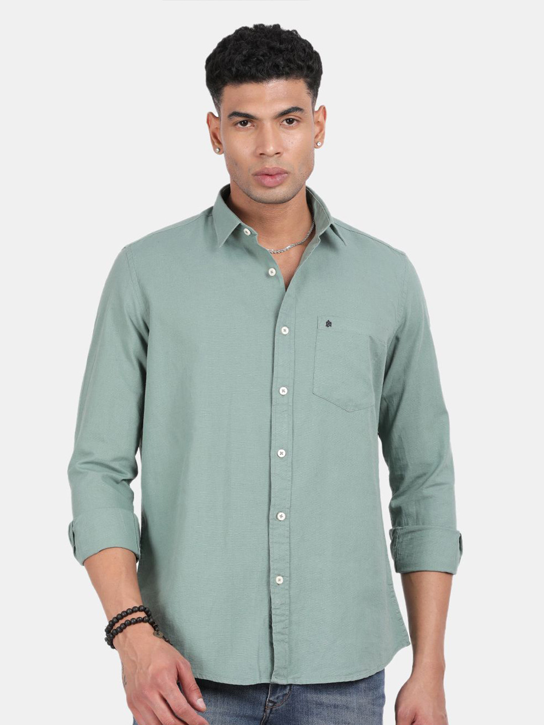 Blu MNKY Smart Slim Fit Spread Collar Casual Shirt