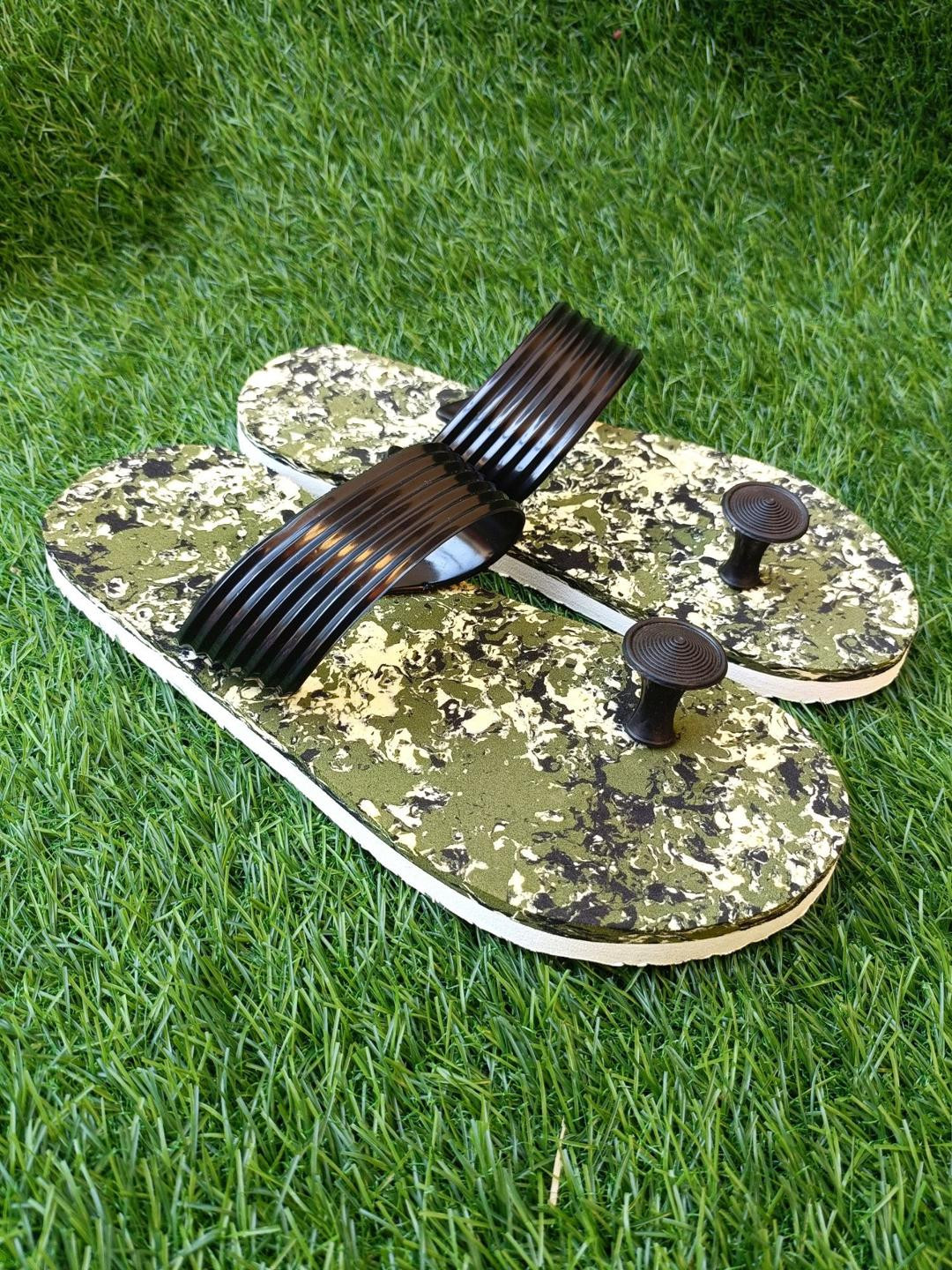 ADJ Men Khaki Flip Flops