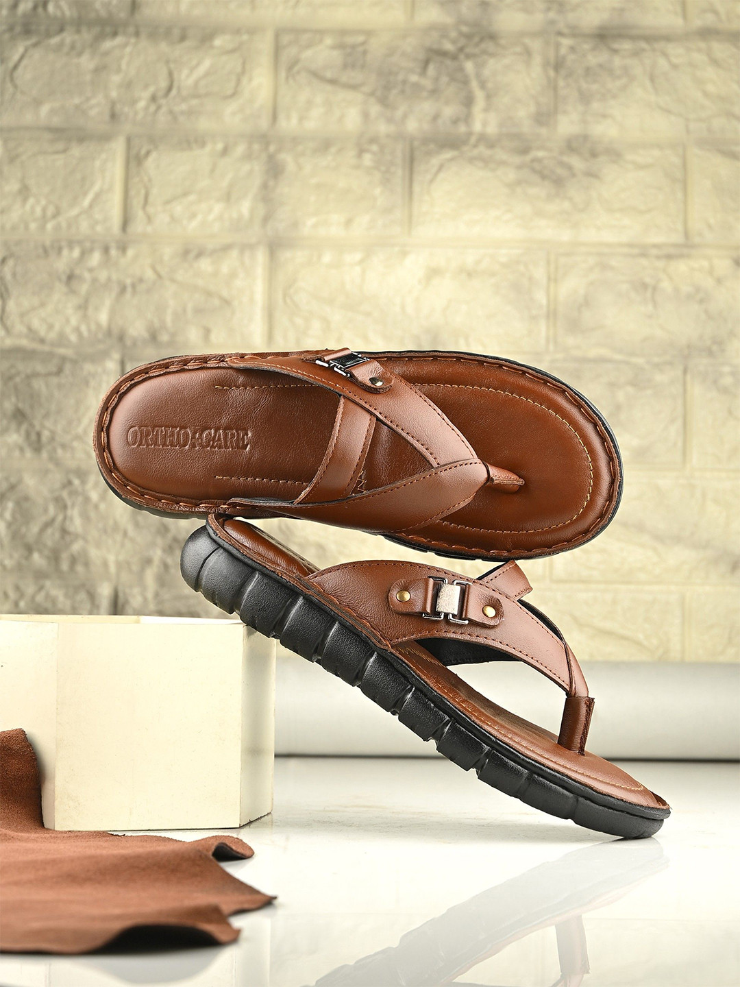 Eego Italy Casual Light Weight Leather Sandals