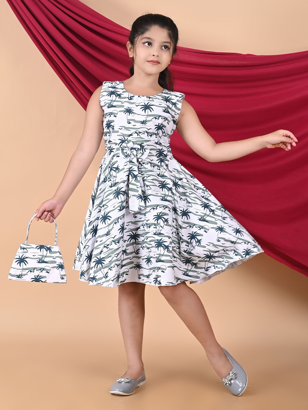 BARKAT DESIGNING PLANET Girls Floral Printed Sleeveless Fit and Flare Knee Length Dress