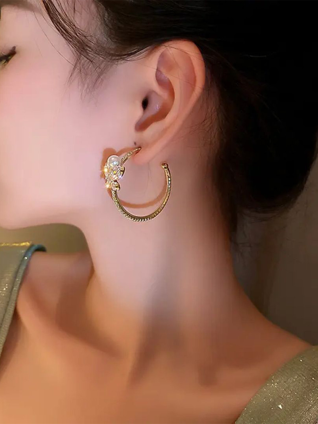 Estailo fashion Gold Plated Stones Studded and Beaded Circular Shaped Hoop Earrings