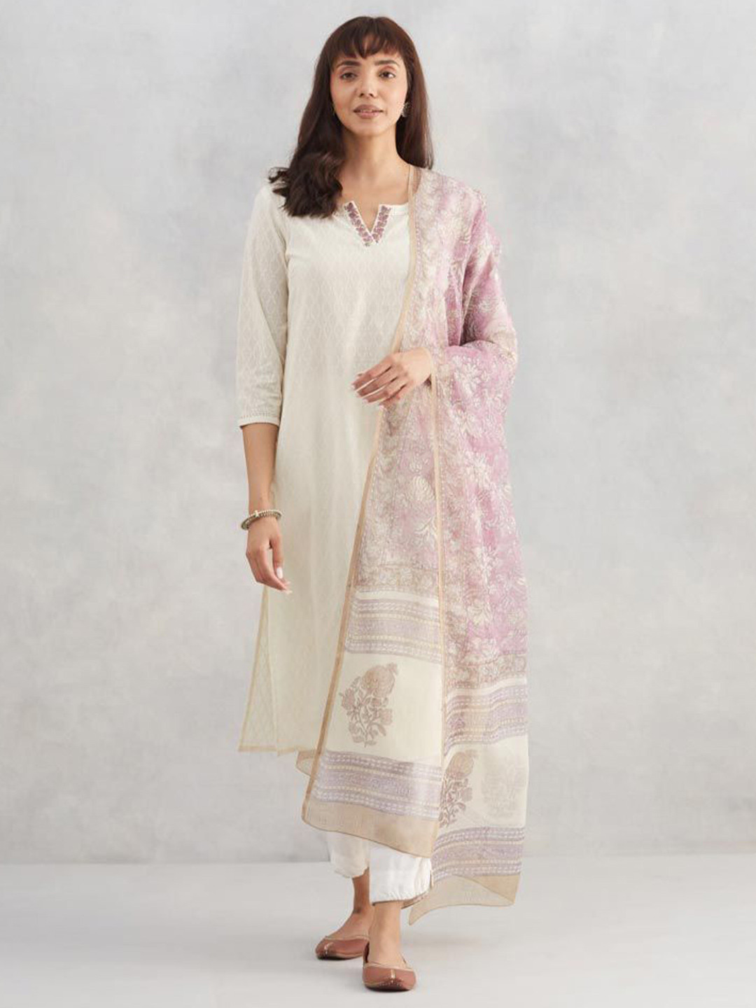 Fabindia Embroidered Notrch Neck Kurta With Dupatta