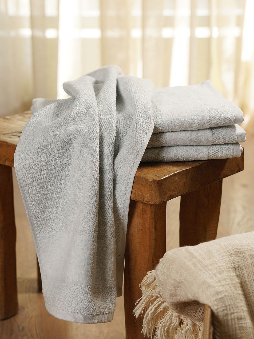 Pure Home and Living Set of 4 Cotton Light Blue Sheared Hand Towels