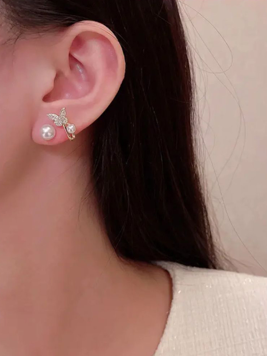 Estailo fashion Gold-Plated Pearls Butterfly Animal Shaped Studs