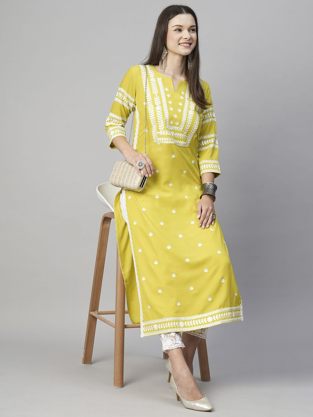 CELEUM Floral Embroidered Chikankari V-Neck Straight Kurta