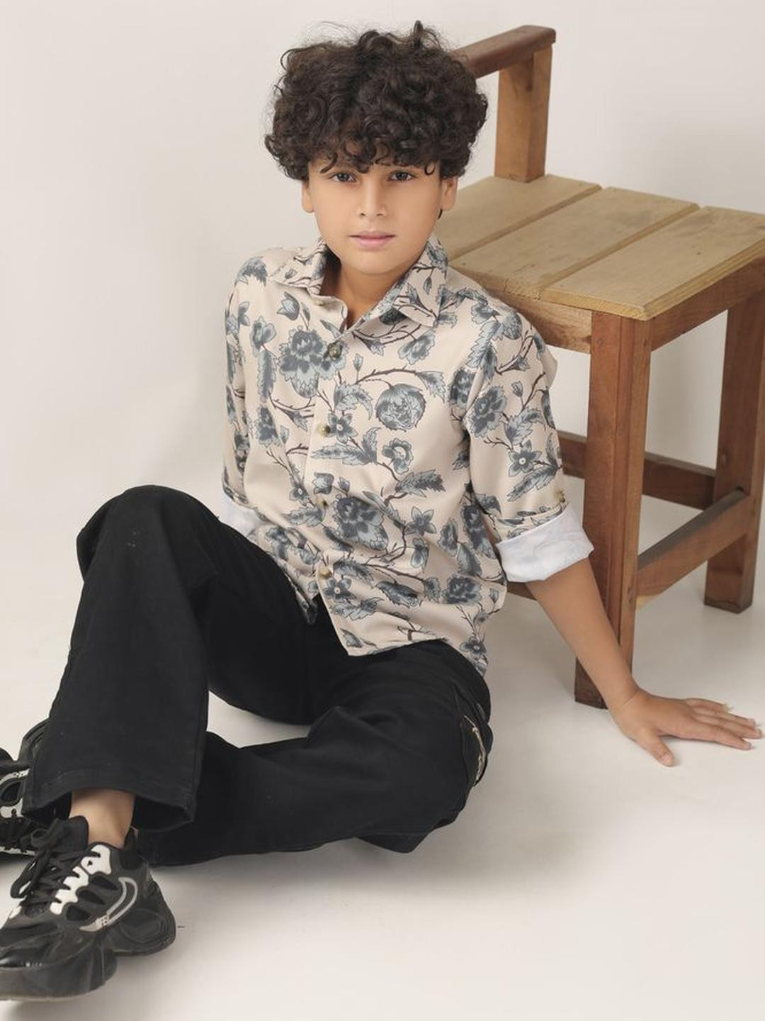 Bearsoul Boys Floral Printed Spread Collar Cotton Casual Shirt