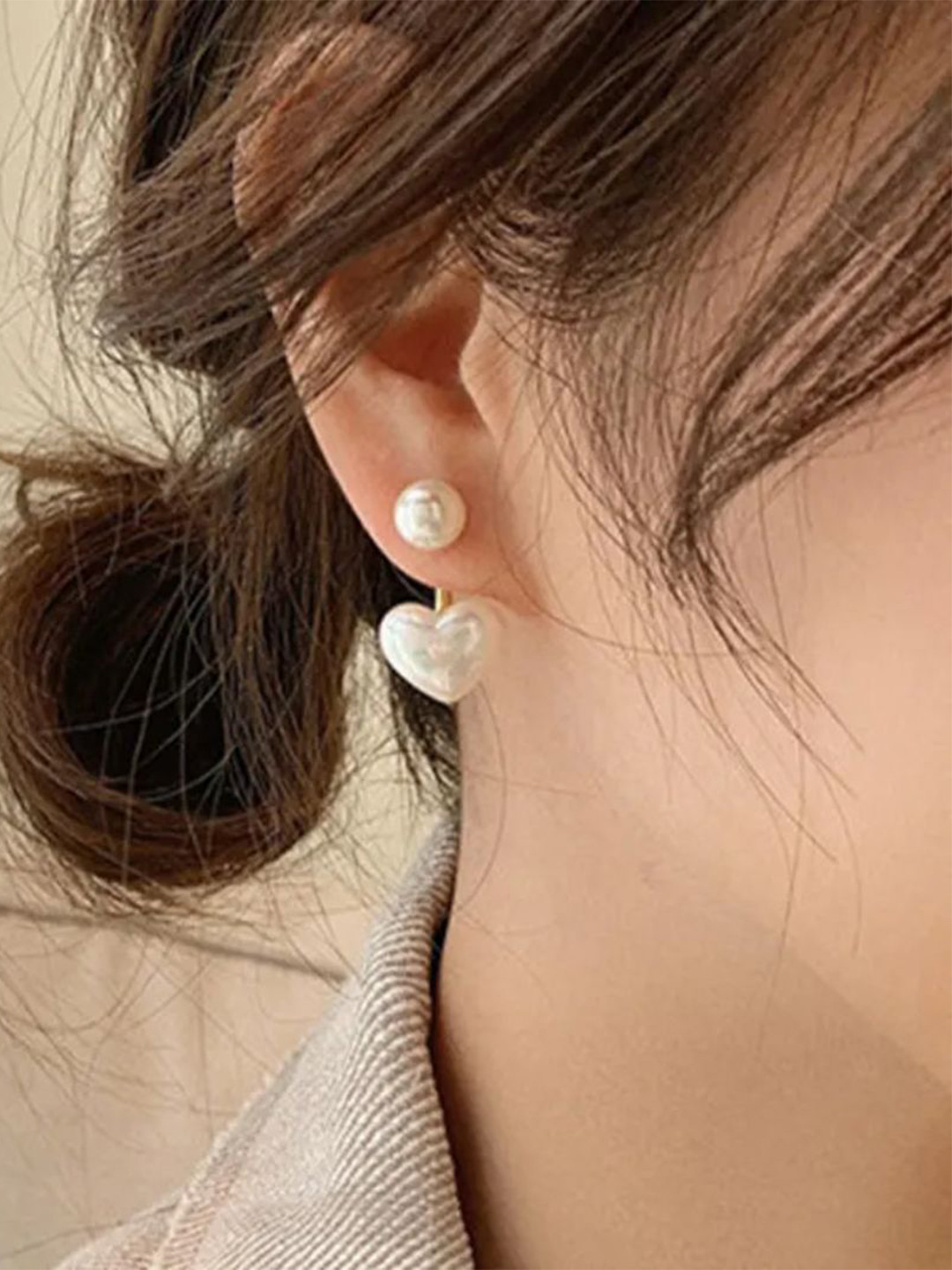 Estailo fashion Gold-Plated Pearls Heart Shaped Drop Earrings