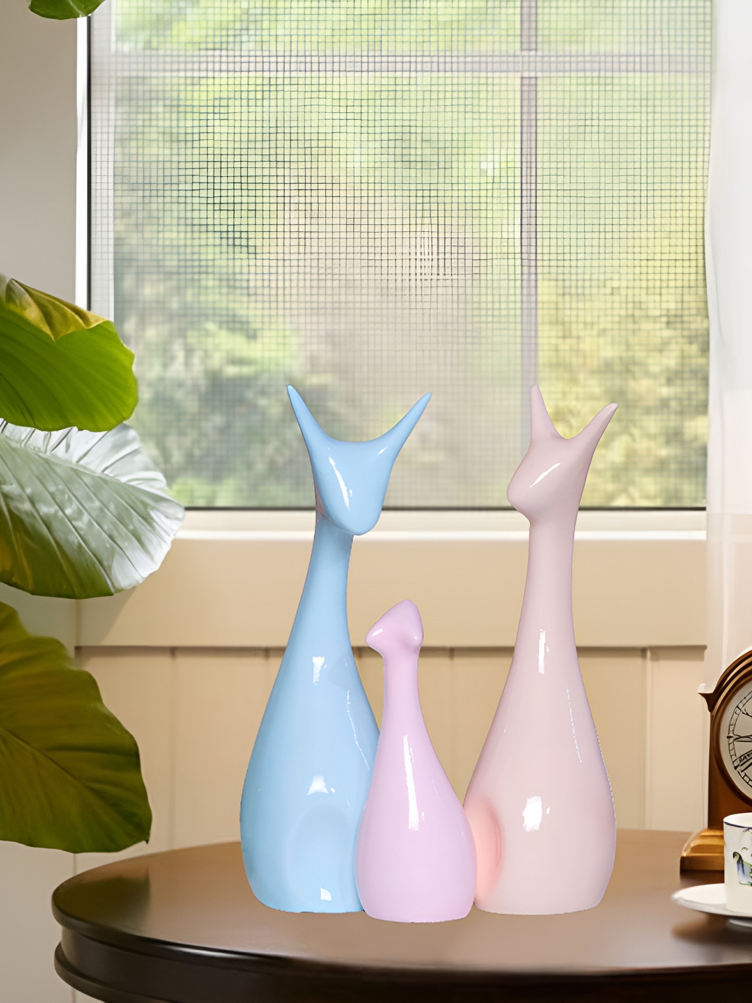 Aura Cat White Polyresin Matte Living Room Set of 3 Medium Showpieces - 2.8 Inches