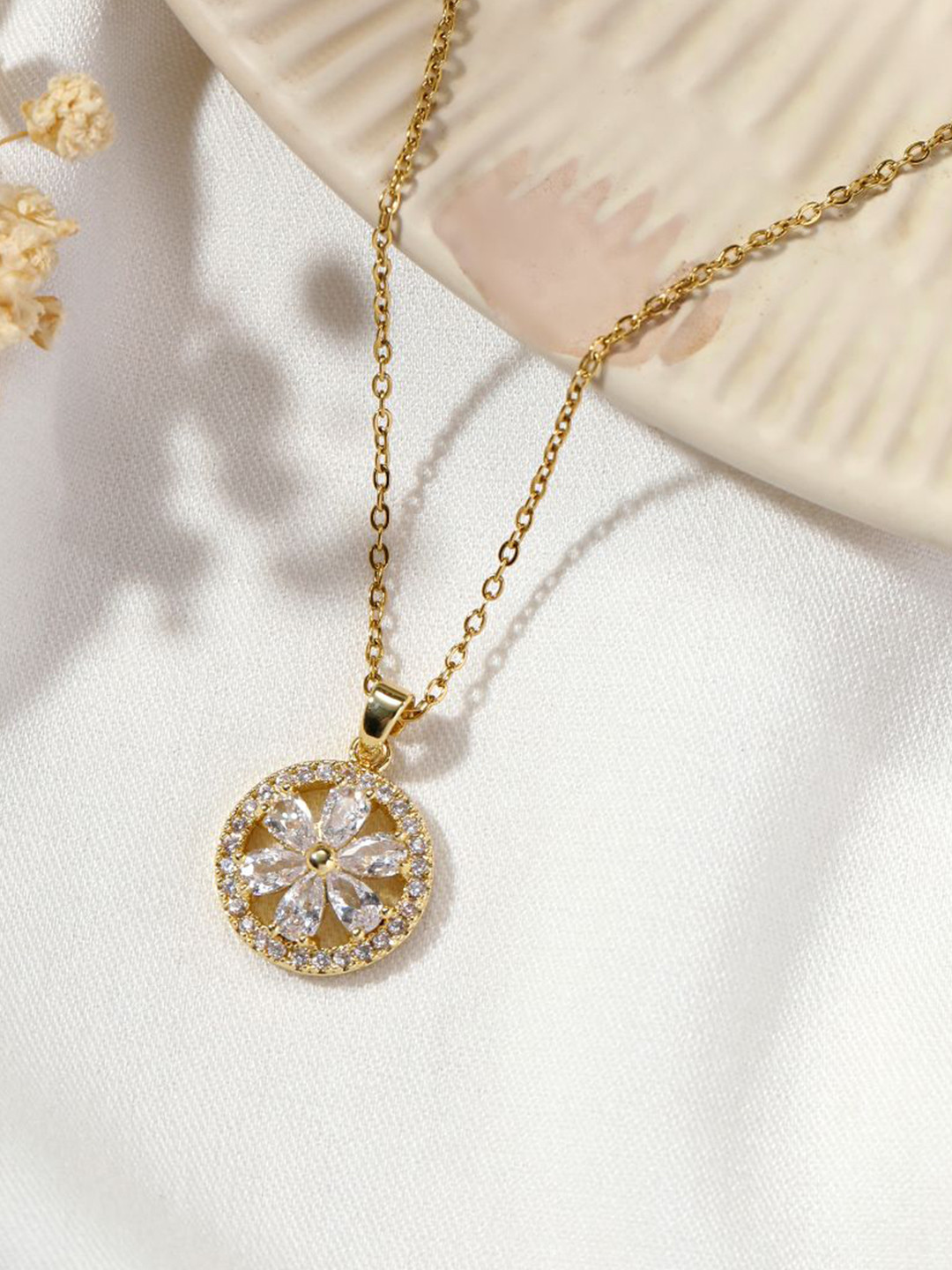 SALTY Women Viva Stone-Studded Circular-Shaped Pendant With Chain