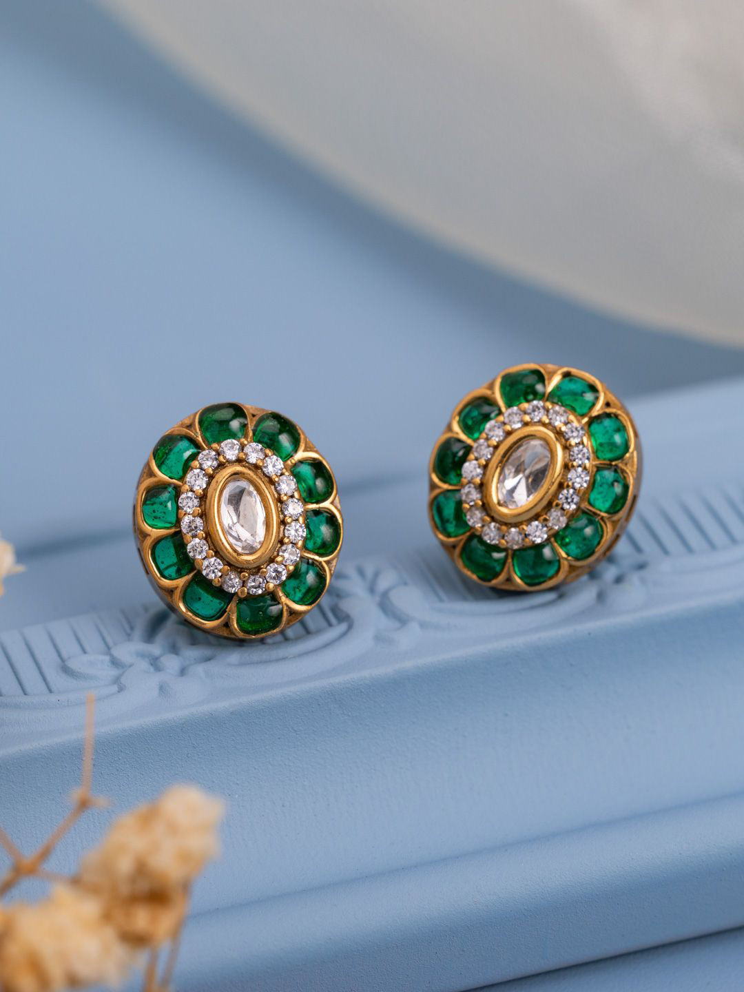 Kushal's Fashion Jewellery Victorian-Plated Circular Shaped Kundan Studs Earrings