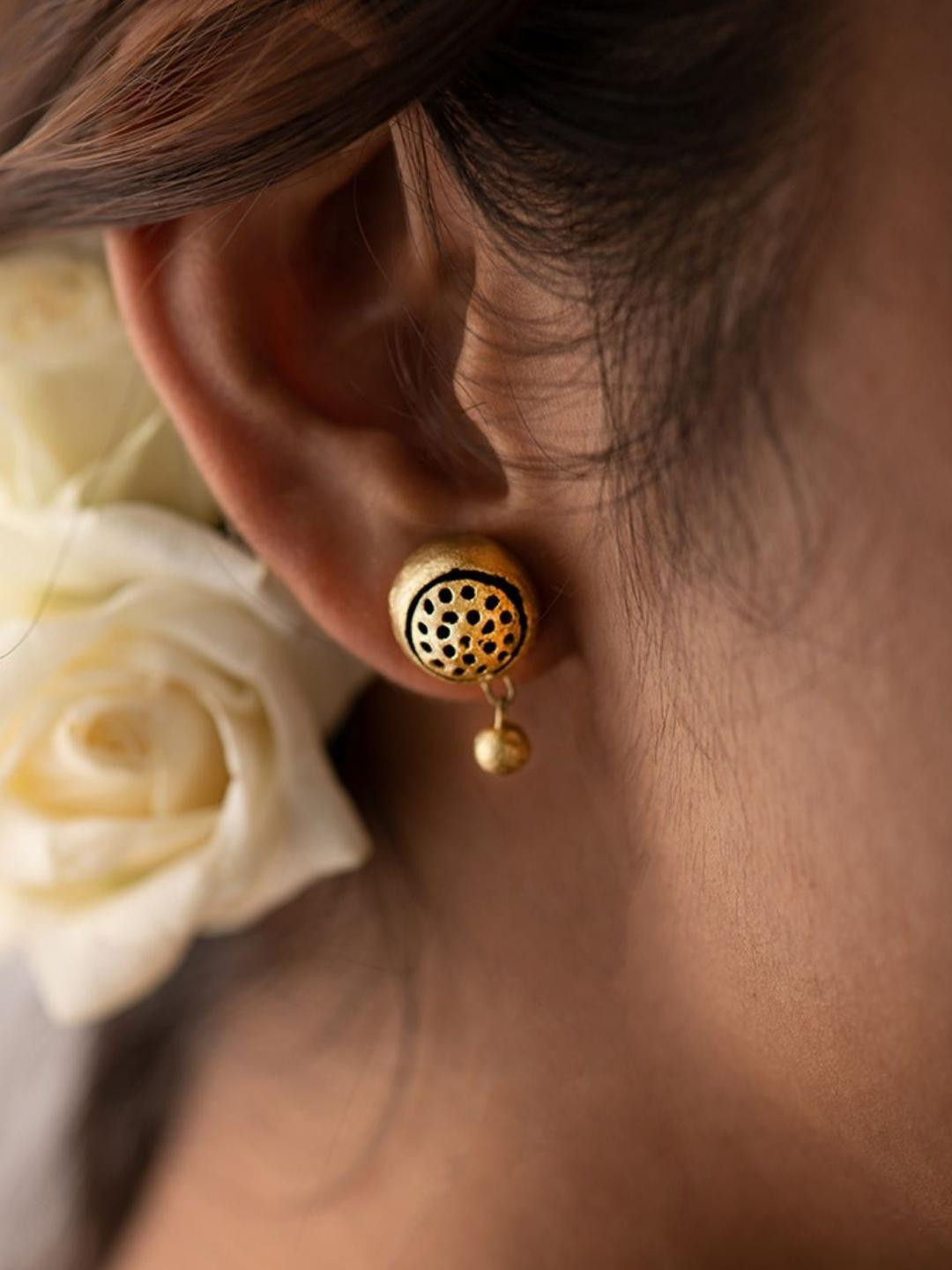 Mridah Circular Studs Earrings
