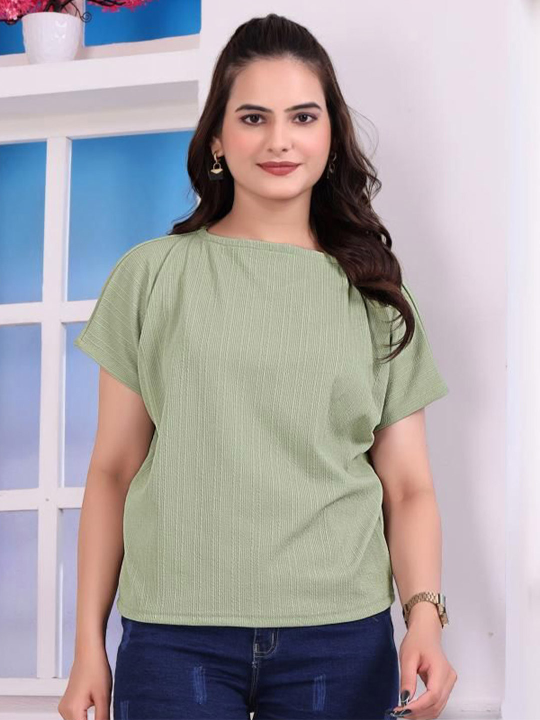 DressBerry Women Solid Short Sleeves Boxy Top