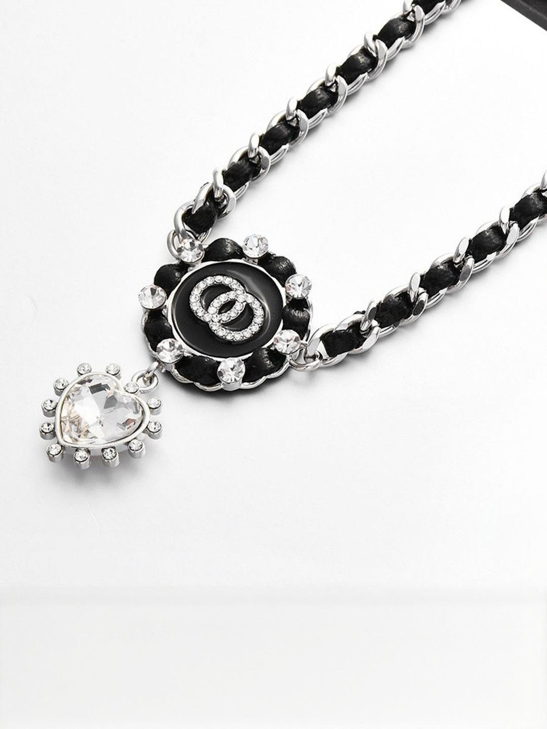 Arzonai Black Stainless Steel Necklace