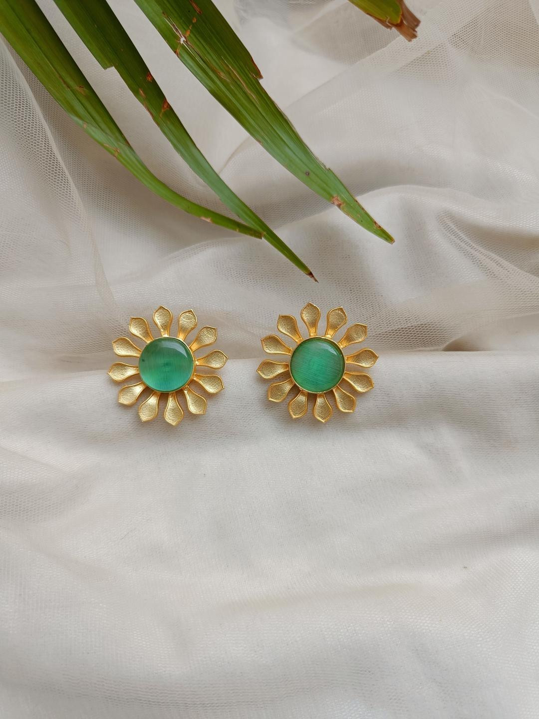FindHerFavorite Gold-Plated Artificial Stones Studded Floral Studs