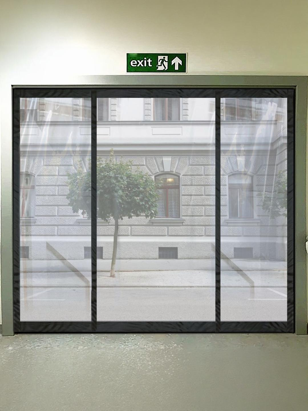 Stylista Transparent Insulated Magnetic Door Curtain - 118 x 118 inch - PVC thickness 0.3mm