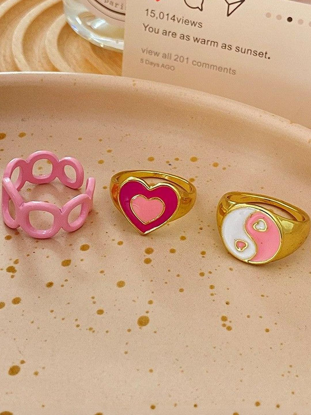 Arzonai Women Pink Ring Set