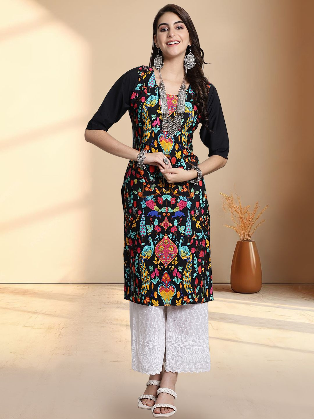 HERE&NOW Floral Printed Round Neck Straight Kurta