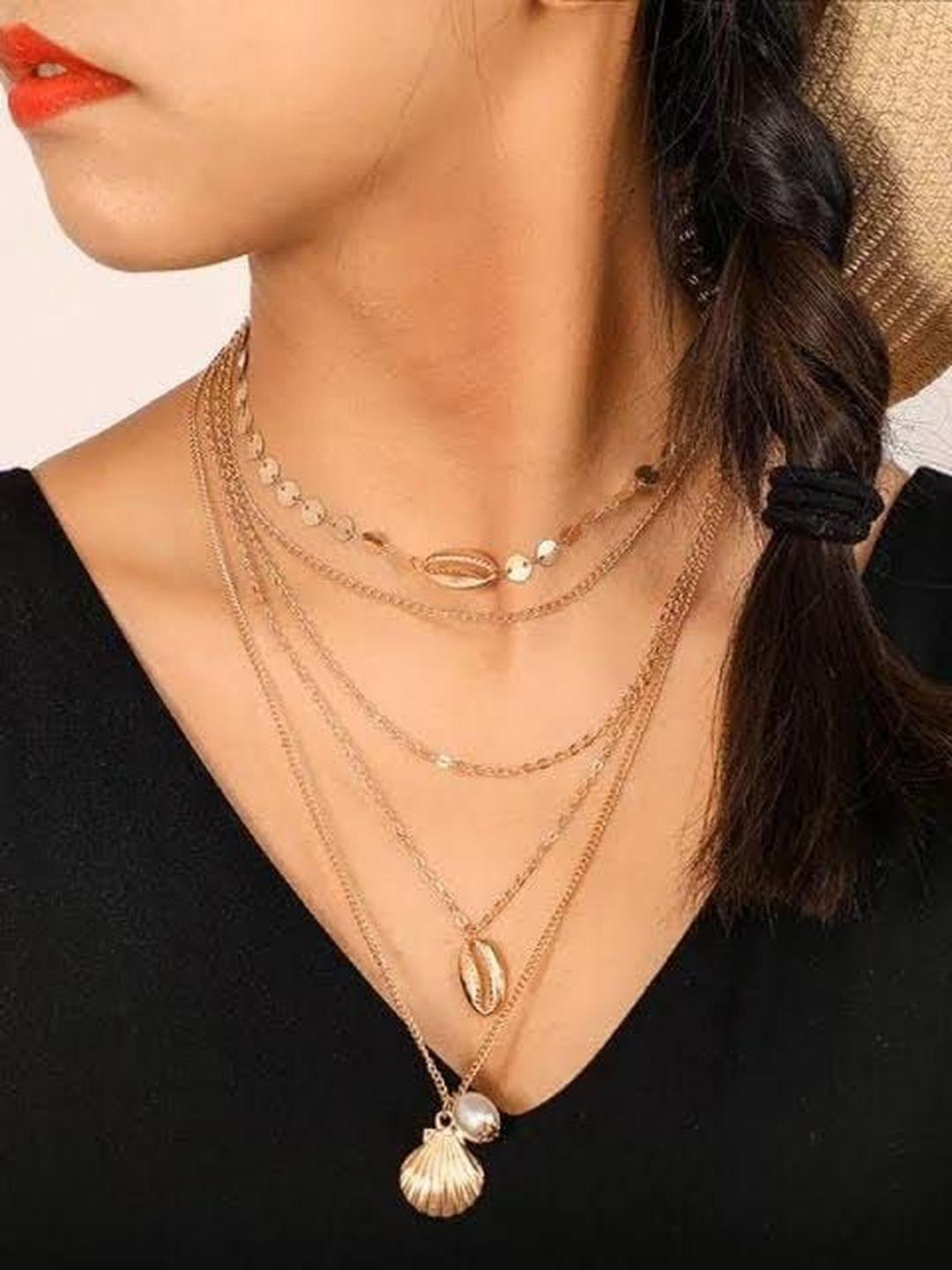 Bareilyy 5 Layered Cowrie Golden Chain