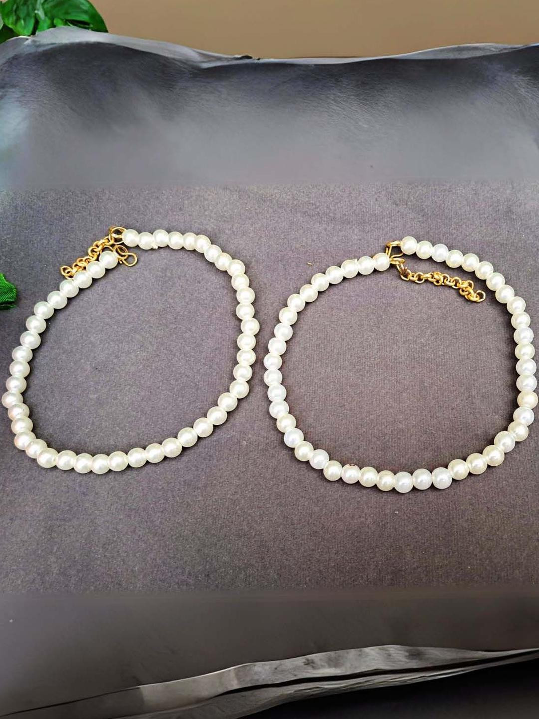 Vidhya Kangan Pack Of 2 White Moti Stud Moti Anklet